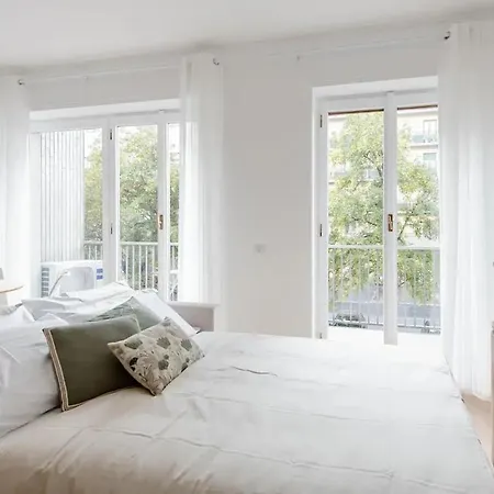 Appartement Luxury 2 Bedroom Apartament, Close To San Siro, Fiera And 10 Min Metro To Duomo *