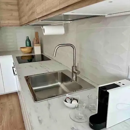 Appartement Luxury 2 Bedroom Apartament, Close To San Siro, Fiera And 10 Min Metro To Duomo Milan
