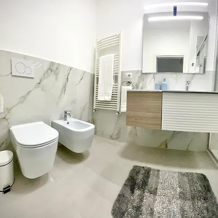 Luxury 2 Bedroom Apartament, Close To San Siro, Fiera And 10 Min Metro To Duomo Μιλάνο